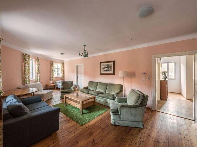 Ferienwohnung für 13 Personen, mit Terrasse und Garten, mit Haustier - 1