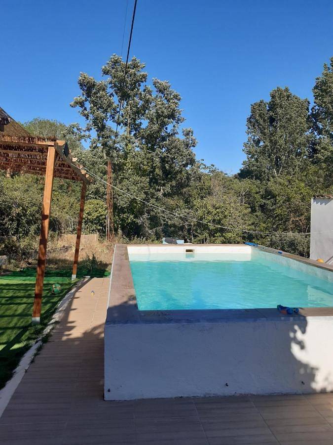 Chalet para 5 personas, con jardín y terraza además de piscina y vistas, Se admiten mascotas - 1