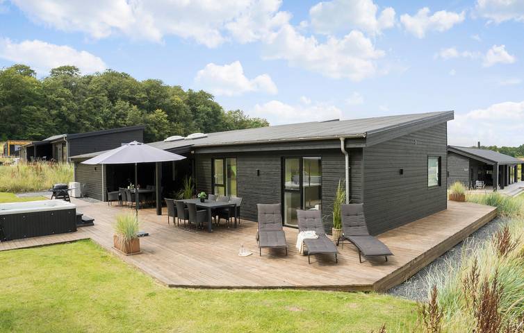 Ferienhaus für 12 Personen, mit Garten und Sauna sowie Terrasse in Grønninghoved Strand - 2