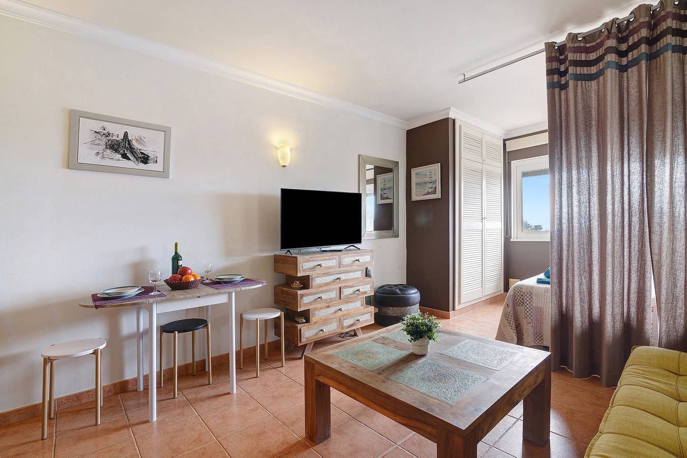 Ganzes Studio, Apartment 'Studio On Maria Luisa Beach Wifi' mit Pool, Wlan & Klimaanlage in Albufeira, Faro Distrikt