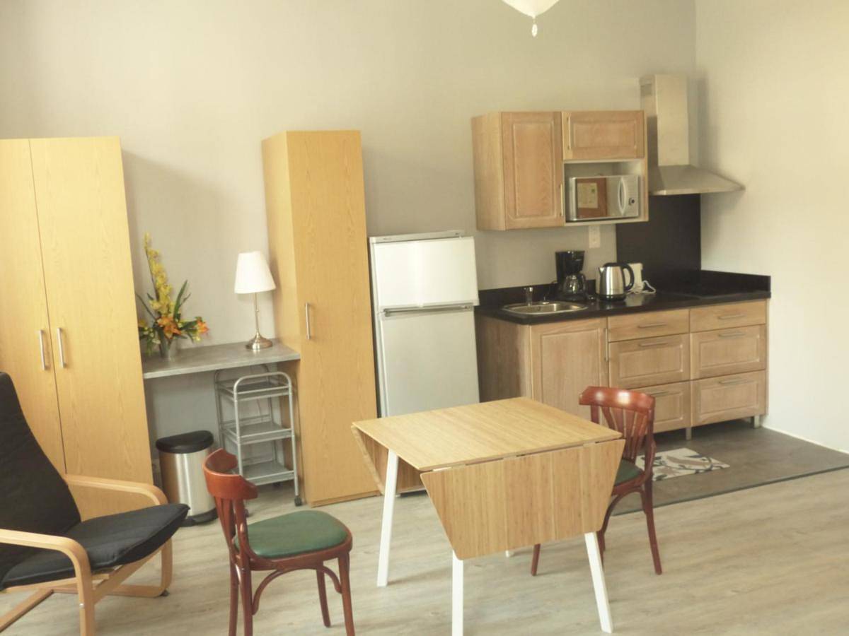Double Room in Bourbon-l'Archambault, Allier