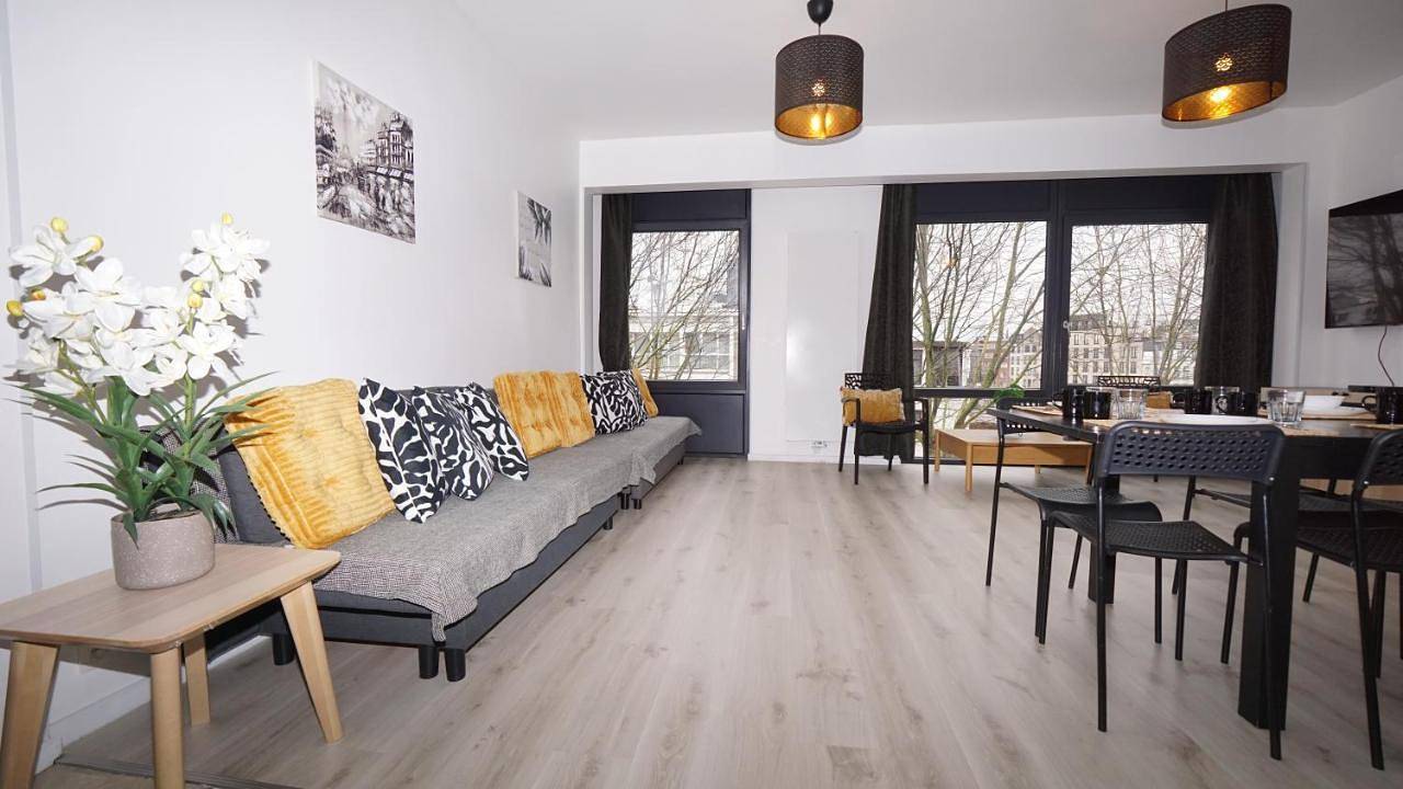 Geheel appartement, Brial apartment 2 bedrooms, in Antwerpen, Antwerpen en omgeving