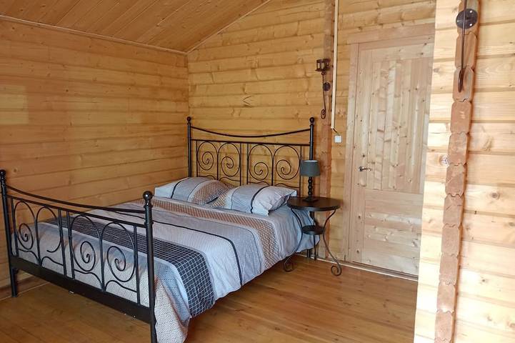 Chalet pour 10 personnes, avec jardin, animaux acceptés dans Seine-et-Marne - 2