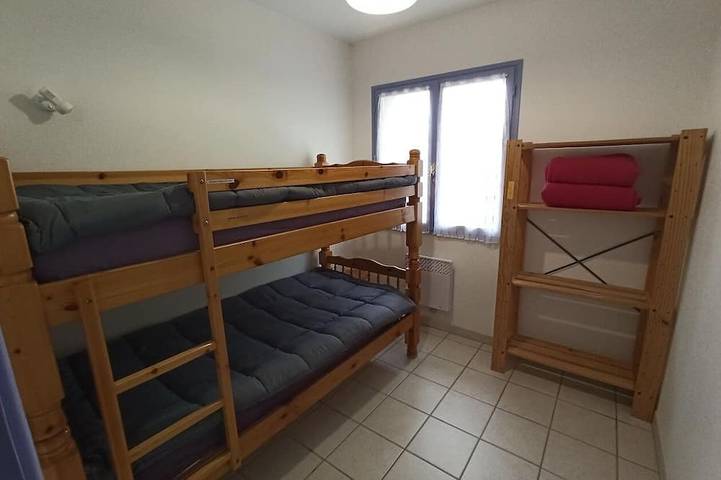 Location de vacances pour 6 personnes, avec terrasse et jardin, animaux acceptés à Montréal (Rhône-Alpes) - 2