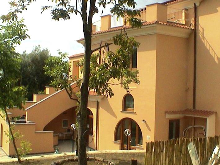 Agriturismo per 4 persone, con Idromassaggio e Giardino in Napoli e dintorni