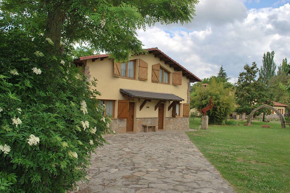 Alfonso Haus - Nordhaus. Graus (Huesca). Ideal für Gruppen und große Familien. in Graus, Spanische Pyrenäen