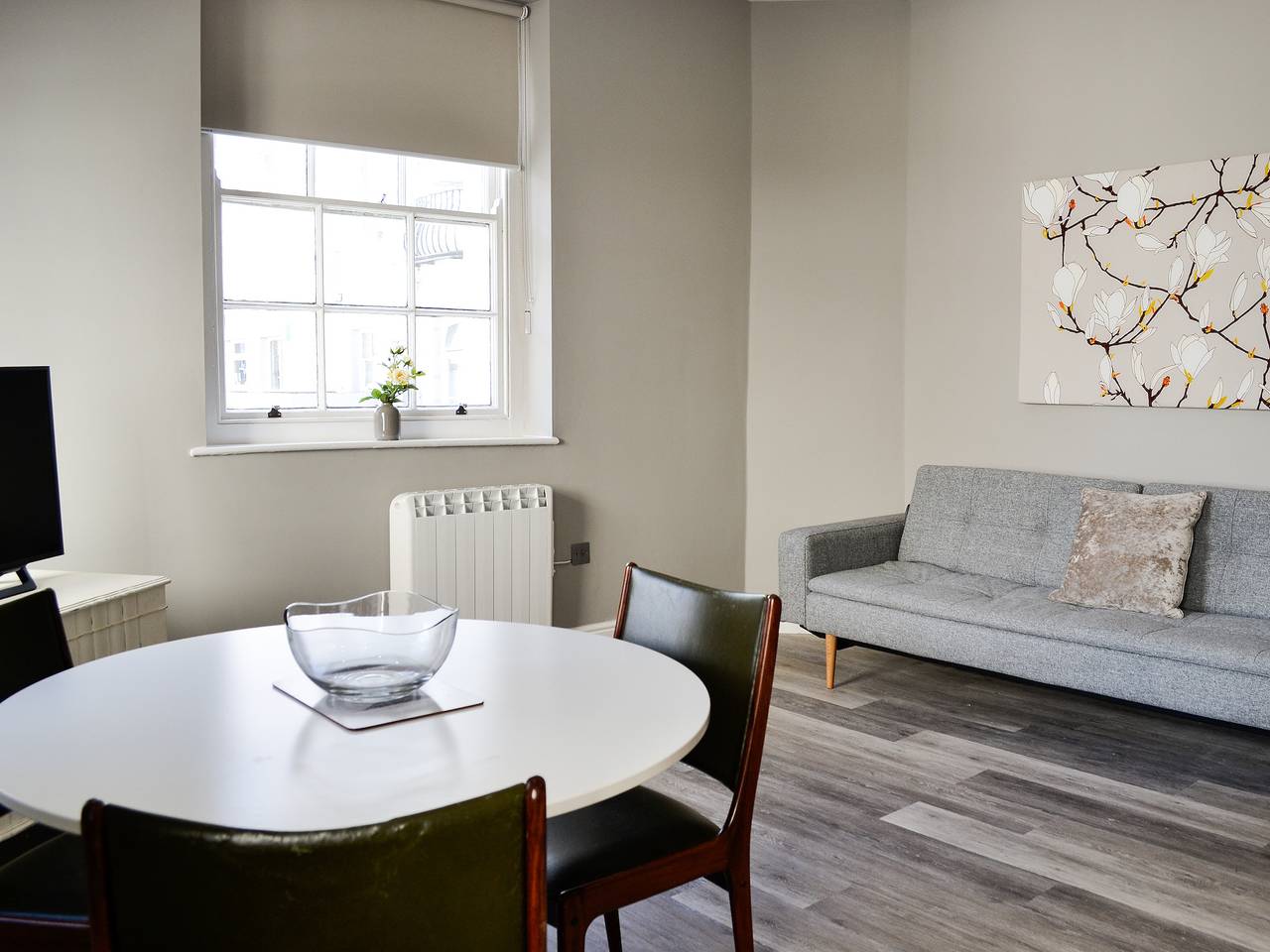 Room Apart 1A-Ukc2336 in Plymouth, South West England