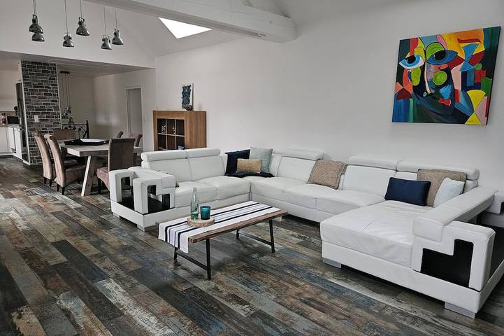 Gîte pour 6 personnes, avec balcon, animaux acceptés à Chouilly