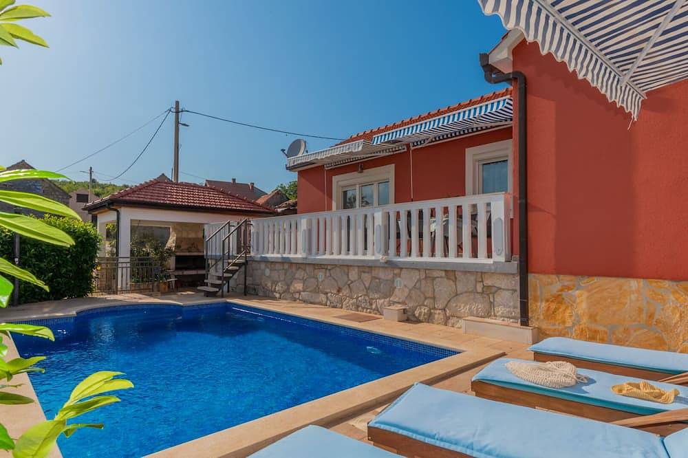 Villa Bilanžic - Omiš by Villas Guide in Kreševo, Dalmatinisches Zagora