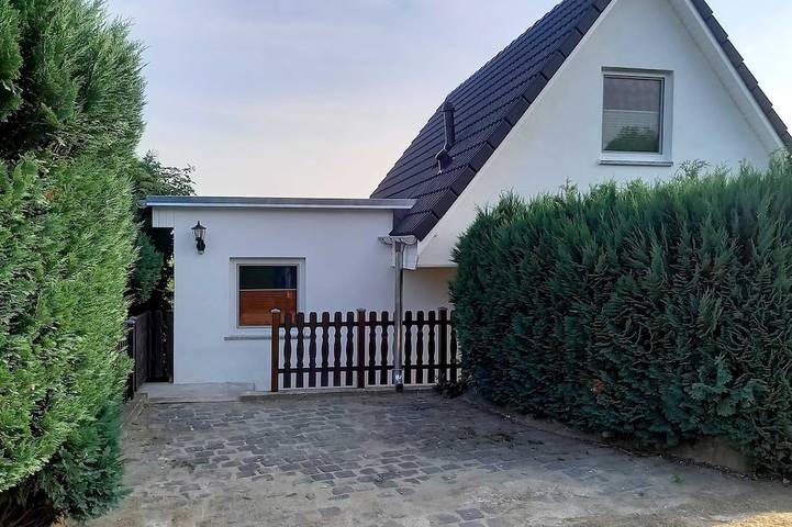 Ferienhaus für 4 Personen, mit Balkon und Garten in Malchin - 2