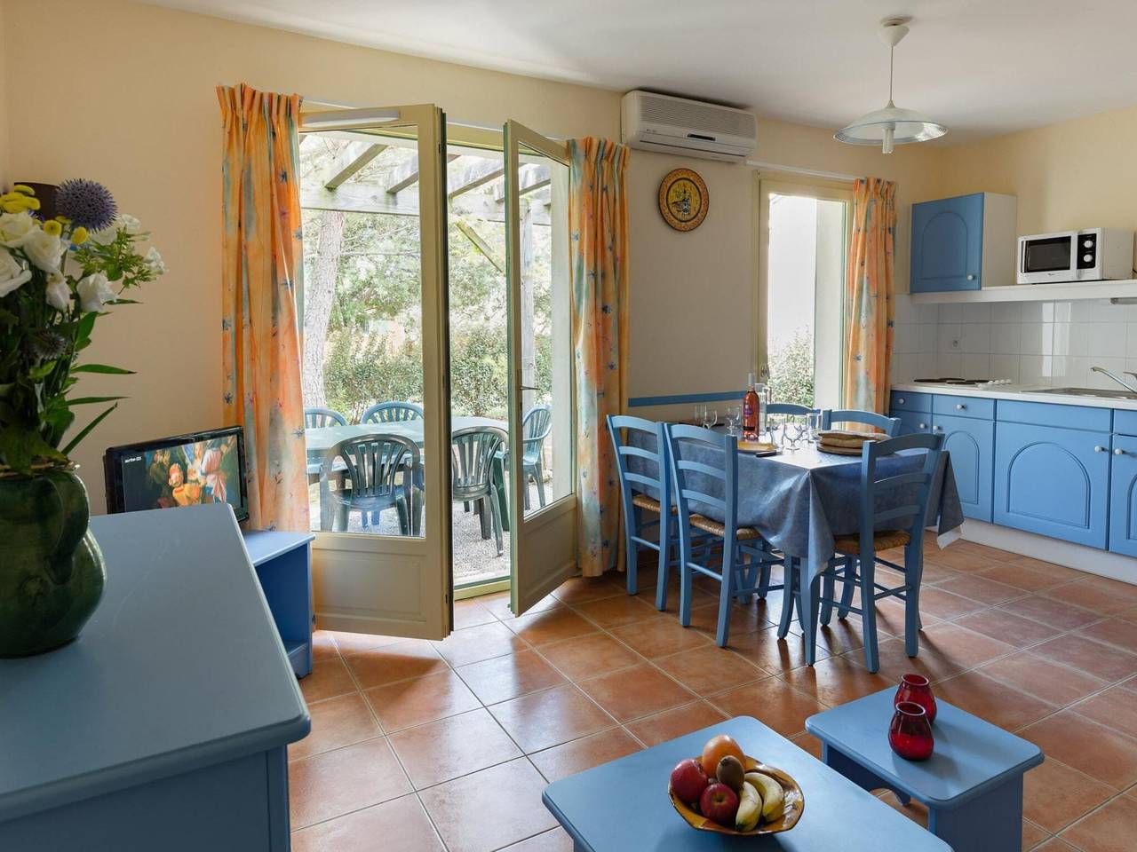 Maisonnette de style provençal avec piscine in Gaujac, Région de Nîmes