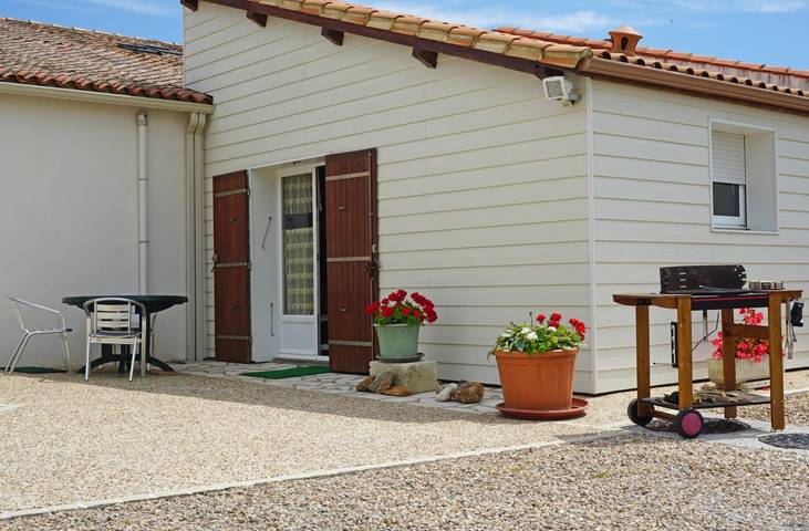 Studio pour 2 personnes, avec piscine et jardin, animaux acceptés en Charente-Maritime - 2