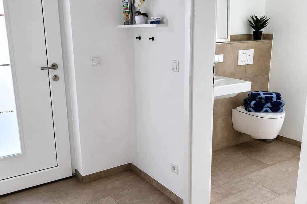 Ganze Wohnung, \"Große Pause\" - Moderne Ferienwohnung nahe Steinhude in Hagenburg, Landkreis Schaumburg