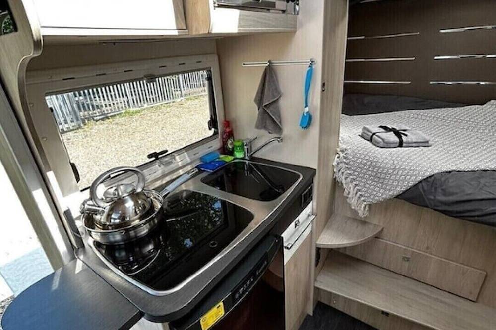 Vaaroom London Explorers' Pod in Havering, London