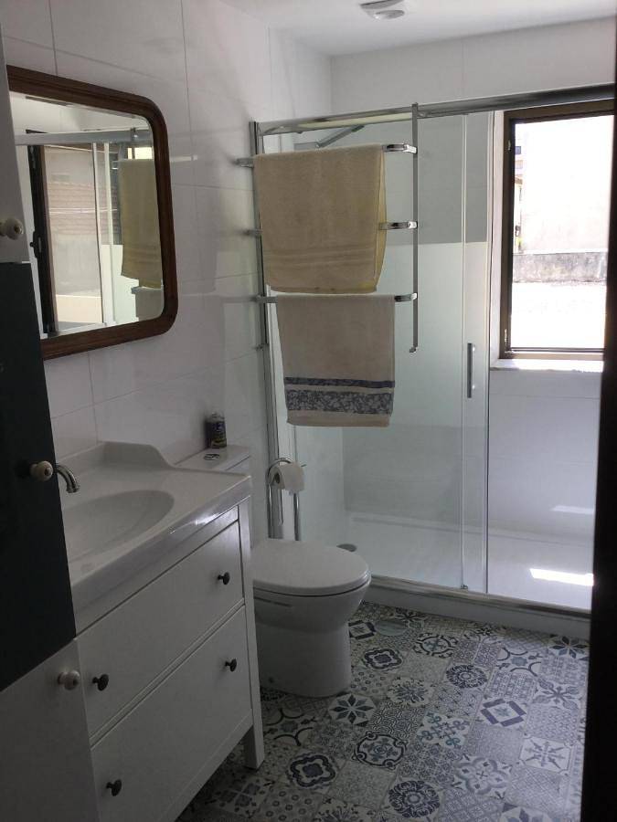 Gîte pour 8 personnes, avec terrasse et vue dans A Ver-o-Mar - 4