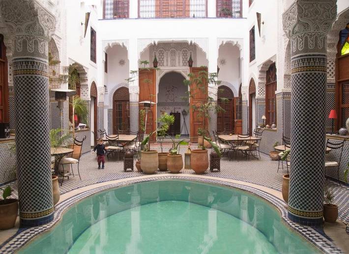 Alojamiento y desayuno para 2 personas, con terraza y piscina - 1