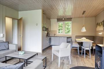 Bungalow für 8 Personen in Leiwen, Moseleifel, Bild 1