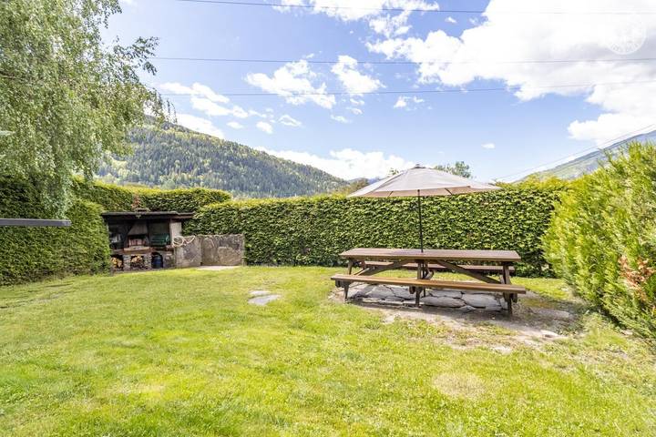 Gîte pour 10 personnes, avec Balcon et Jacuzzi ainsi que Jardin et Sauna à Séez - 4