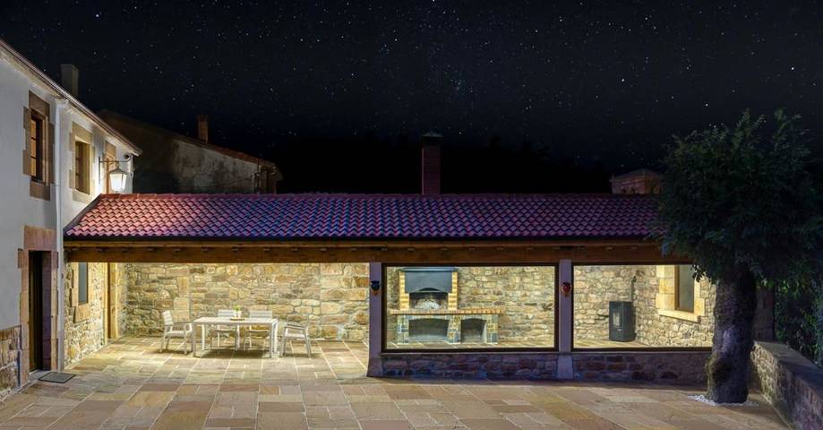 Casa rural para 20 personas, con jardín además de vistas y piscina en Cantabria - 2