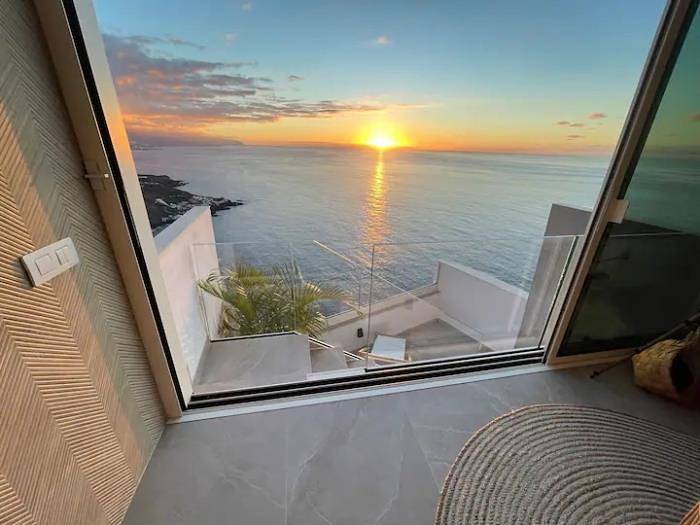 Apartamento vacacional entero, 'Toucan's Nest': Landing in Paradise in Telde, Gran Canaria Este