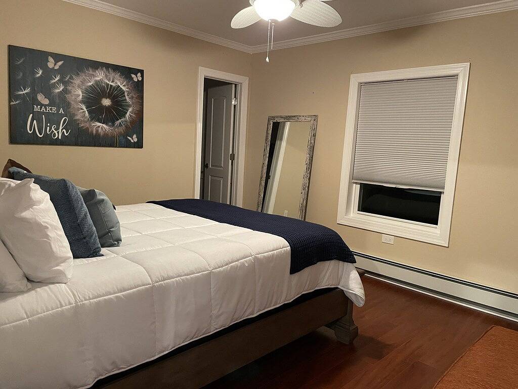 Lakeside Home w/Lake Access, Dock & Water Views! in Hopatcong, Lake Hopatcong