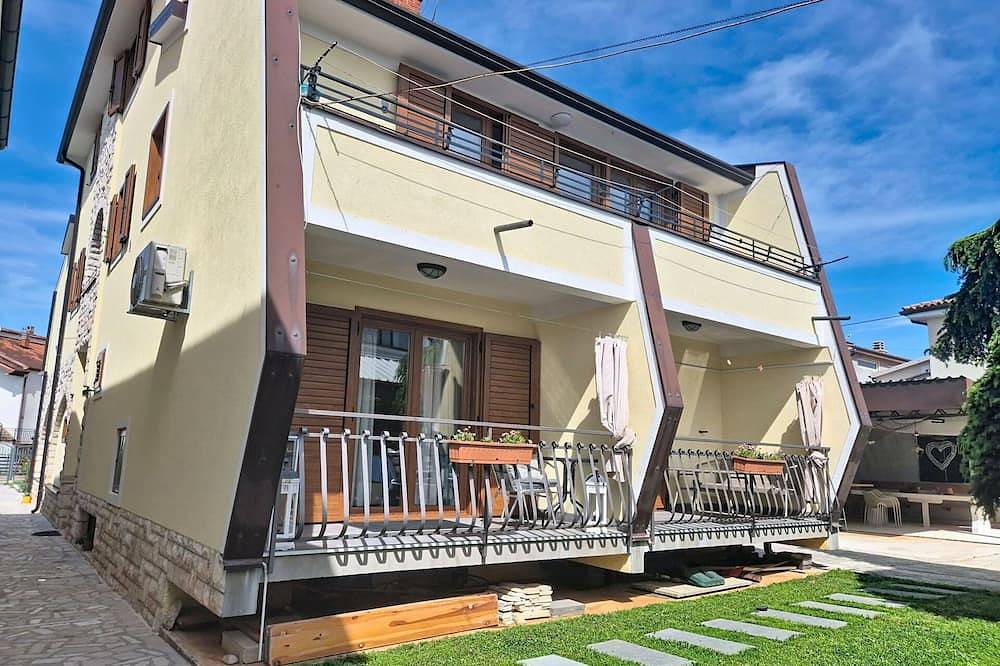 Ganze Wohnung, Angenehme Wohnung für 4 Leute mit  W-Lan, Klimaanlage, Tv, Terrasse und Haustiere erlaubt in Umag, Umag und Umgebung
