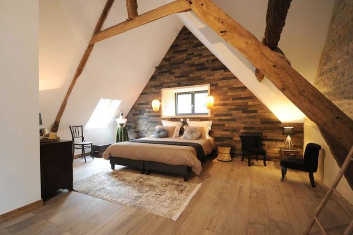 Chambre d’hôte pour 2 personnes, avec Terrasse et Jacuzzi ainsi que Jardin et Piscine à Pleucadeuc