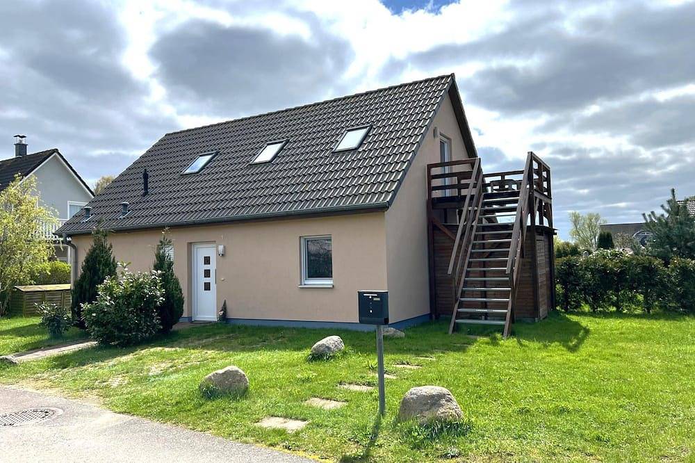 Ganze Wohnung, Ferienwohnung Am Schlummwegjenny Harnisch - Ferienwohnung in Thesenvitz, Bergen auf Rügen