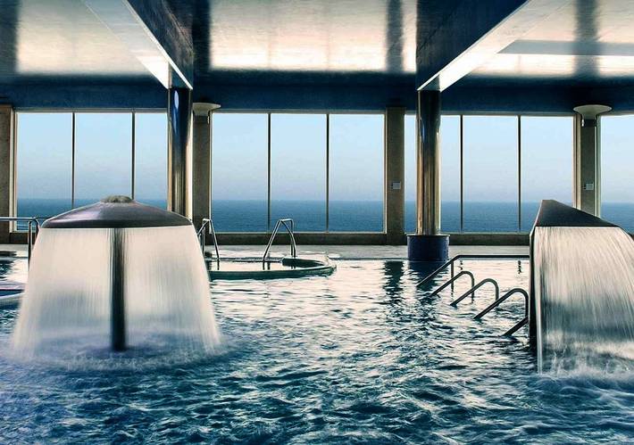 Apartamento para 10 personas, con Jacuzzi y Terraza además de Jardín y Sauna en Oia (Pontevedra)