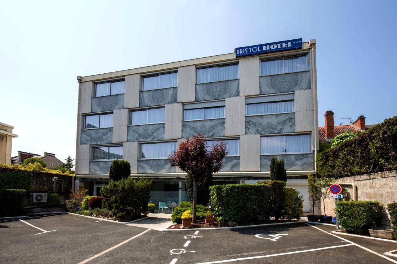 Bristol Logis Cit'Hotel Périgueux Centre in Périgueux, Périgord Blanc