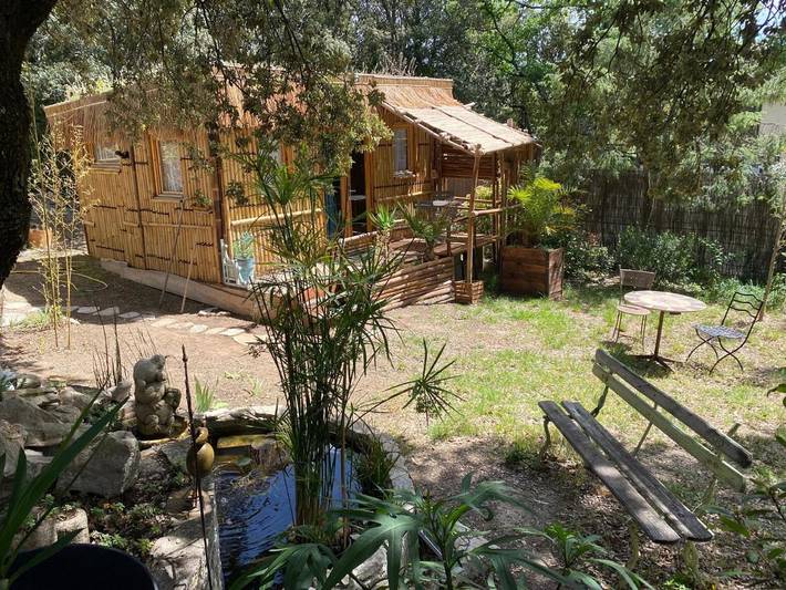 Appartement voor 2 personen, met tuin en zwembad in Apt