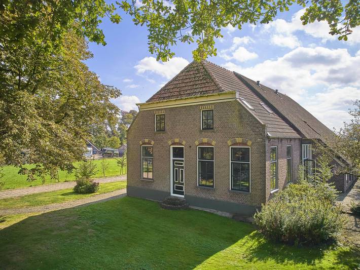 Vakantiehuis voor 4 personen, met tuin in het Nationaal Park Weerribben-Wieden