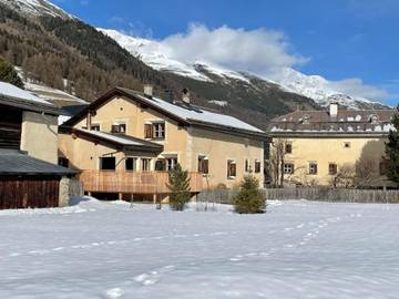 Chalet für 8 Personen, mit Garten und Terrasse, mit Haustier im Engadin