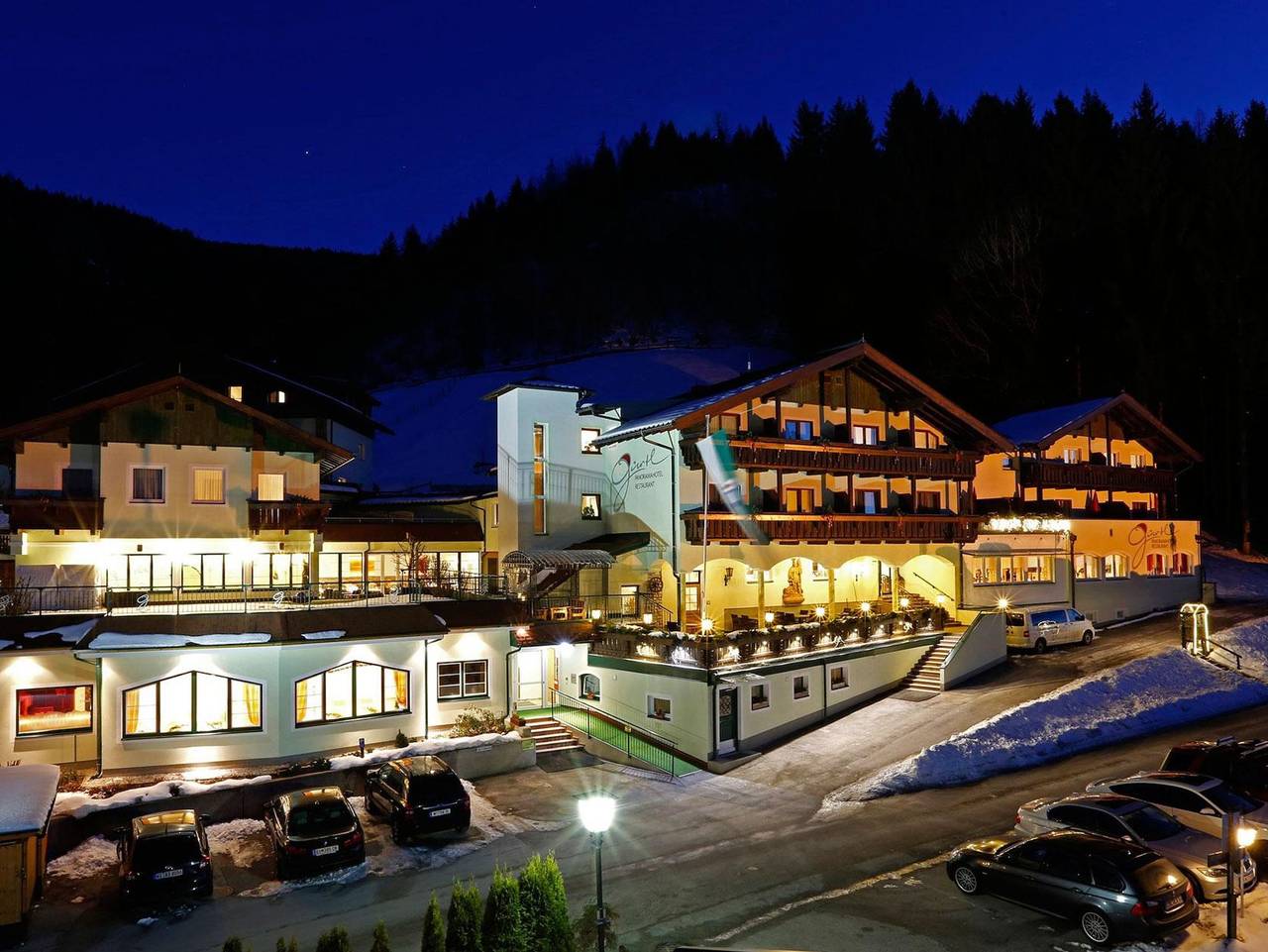 Panoramahotel Gürtl - Doppelzimmer mit Dusche, Wc - classic in Haus, Schladming-Dachstein