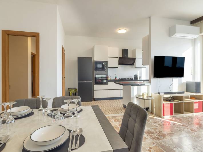 Gîte pour 5 personnes, avec vue sur le lac et balcon, animaux acceptés à Lovere - 3