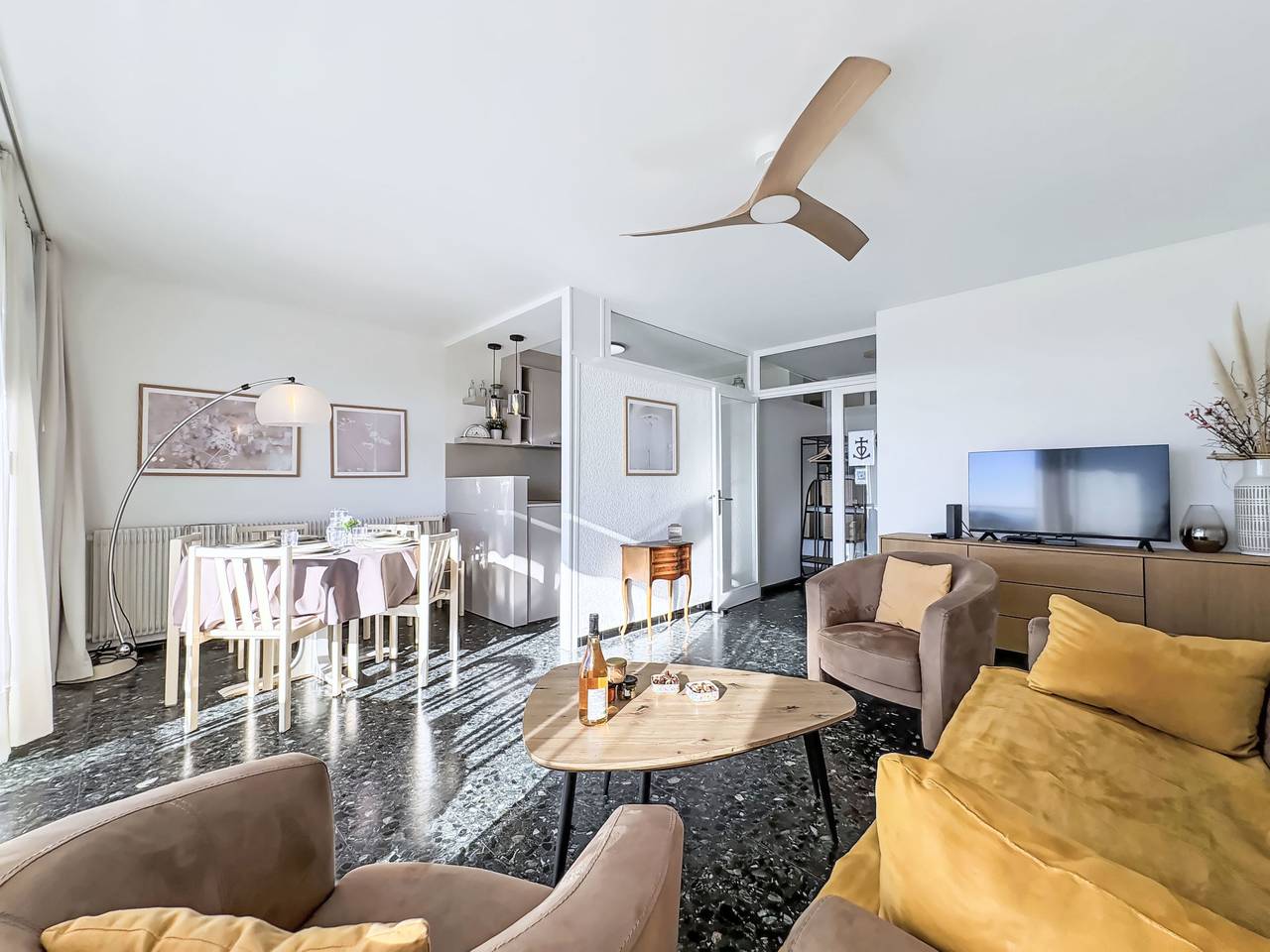 Ganze Wohnung, Le Mireille in Le Grau-du-Roi, Côte d'Améthyste