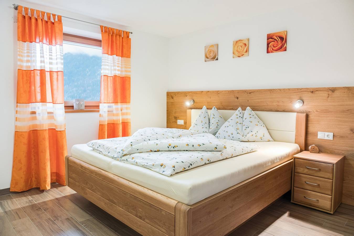 Entire apartment, Apartment “Hofschenke Pfeiftal Almenrausch” with Terrace, Garden & Wi-Fi in San Leonardo in Passiria, Passeiertal