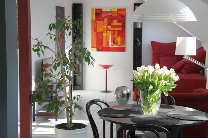 Ferienwohnung für 3 Personen, mit Terrasse und Ausblick in Kerpen