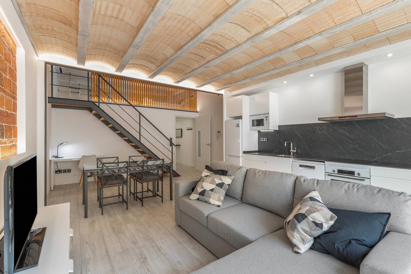 Casa Vacanze 'El Racó Del Mas' con Terrazza Privata, Wi-Fi e Aria Condizionata in Canet de Mar, Costa del Maresme