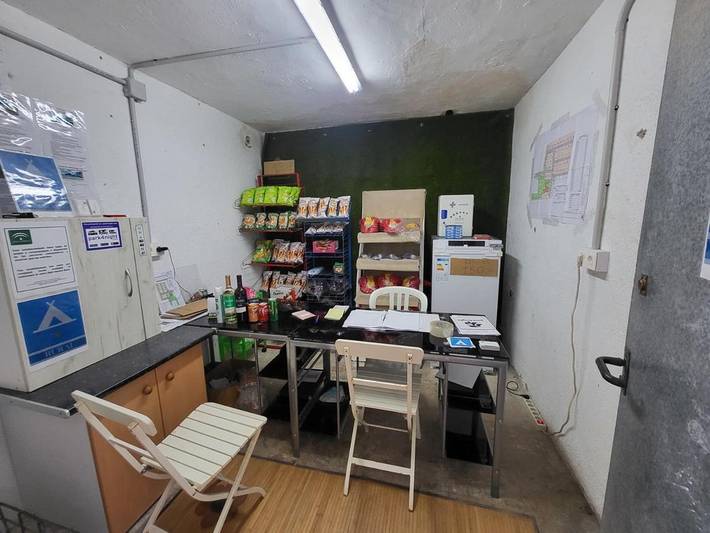 Location de vacances pour 5 personnes, avec terrasse ainsi que jardin et piscine à Albox - 4