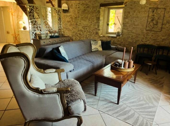 Location de vacances pour 4 personnes, avec Terrasse et Jardin à Montvalent