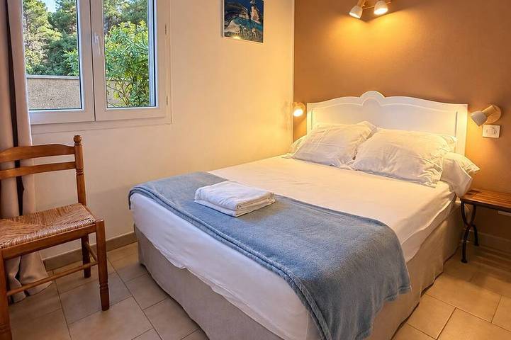 Ganze Wohnung, B1 Apartment mit Meer- und Bergblick, Residence Padovani Marina, Erdgeschoss in Calcatoggio, Golfe de Sagone