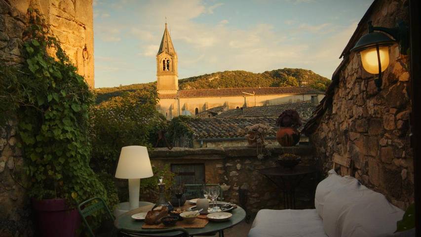 Chambre d’hôte pour 5 personnes, avec terrasse, animaux acceptés dans le Gard - 2