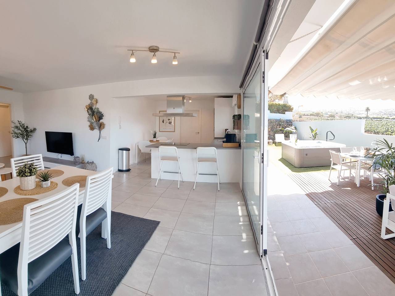 Moderne Wohnung mit Jacuzzi in Puerto de la Cruz in El Durazno, Puerto de la Cruz