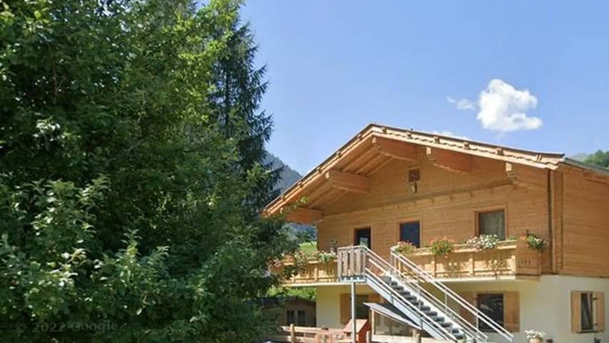 Ferienwohnung für 9 Personen, mit Terrasse
