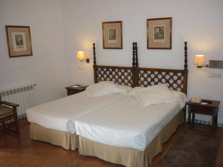 Hotel para 2 personas, con piscina y jardín en Las Villuercas - 3