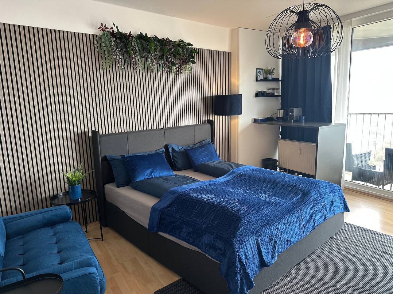 Studio entier, Studio « Loft 28 Blue » avec balcon et Wi-Fi in Augsbourg, Souabe (Bavière)