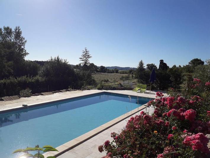 Location de vacances pour 3 personnes, avec jardin ainsi que piscine et vue à Floressas - 2