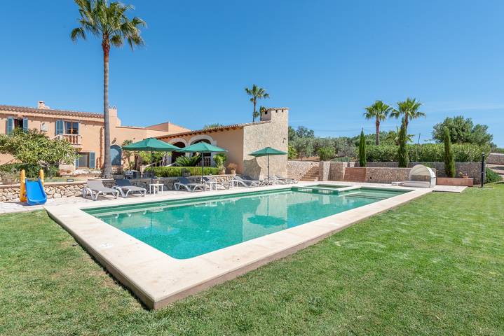 Finca für 10 Personen, mit Terrasse und Garten in Sant Llorenç des Cardassar - 3