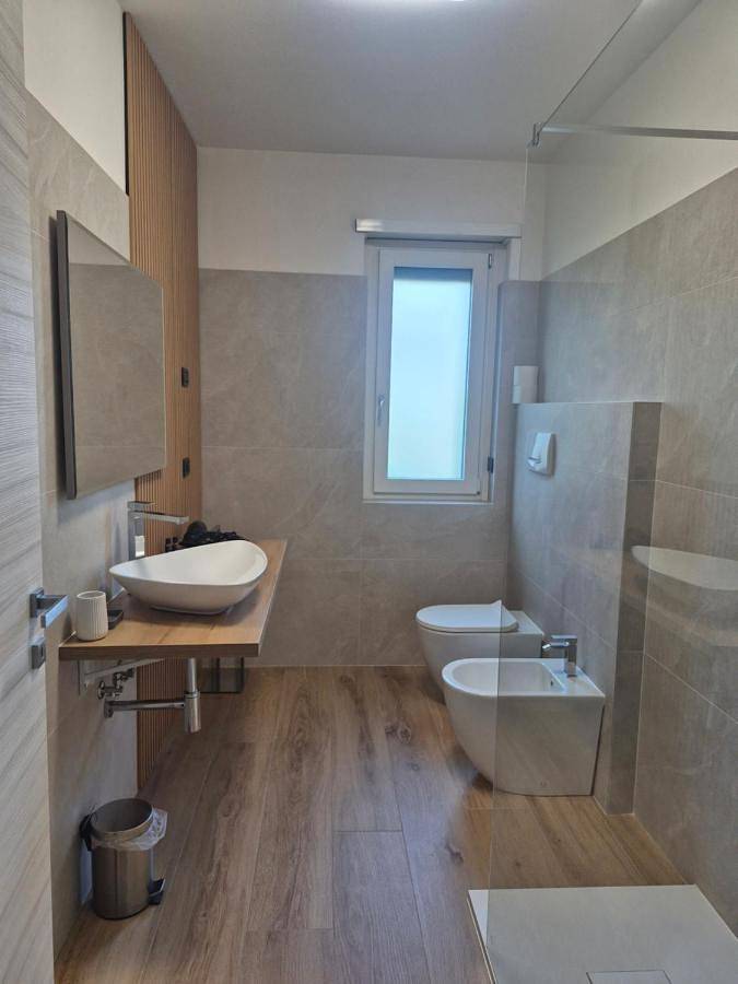 Gîte pour 3 personnes, avec Balcon et Terrasse ainsi que Jardin et Vue dans Nus - 4